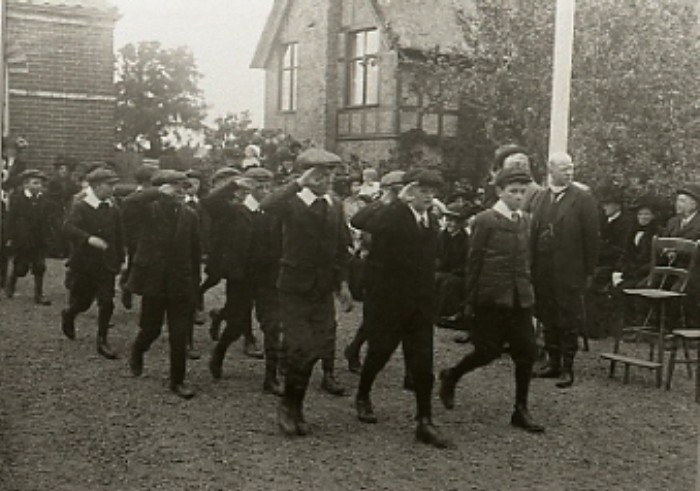 File:014r0ae3004z.jpg