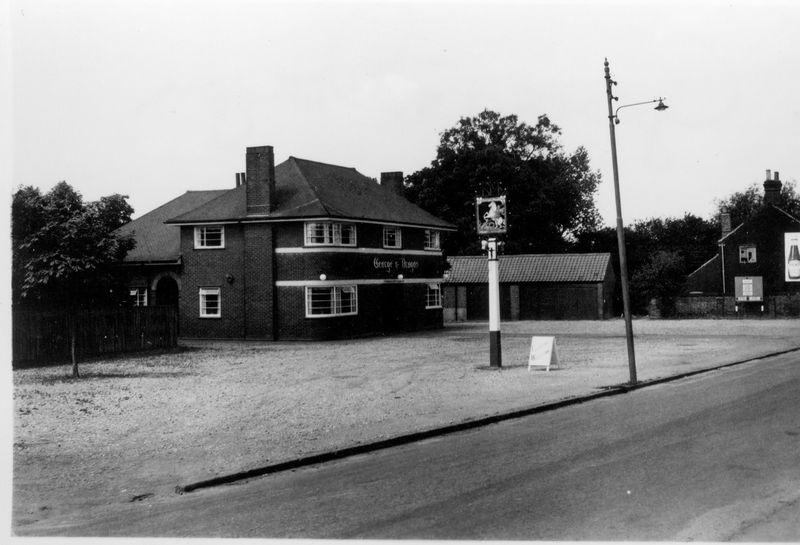 File:2-Sprowston Pubs0004.jpg