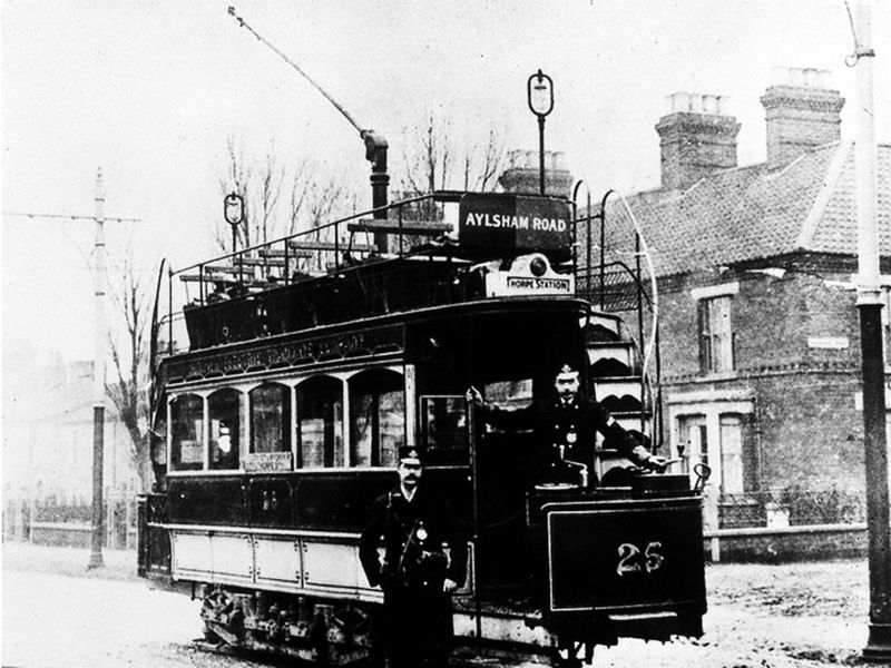 File:Tram.jpg